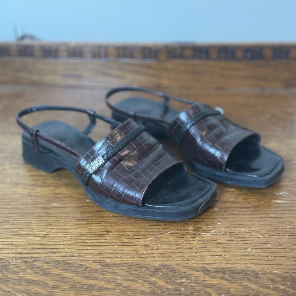 Brighton Brown Croc Embossed Slingback Sandals Womens Made In Italy 7 Medium